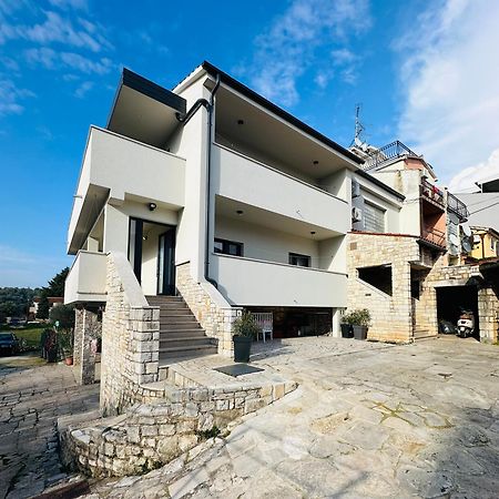 Apartman Zagi Rovinj Bagian luar foto